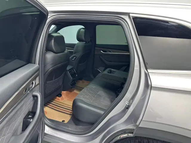 Geely Xingyue L — Фото автомобиля 6