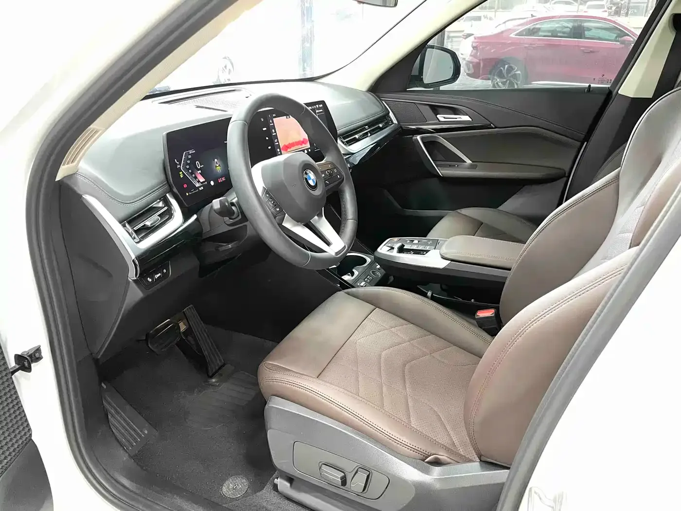 BMW BMW X1 2023 sDrive20Li X Design Package — Фото автомобиля 7