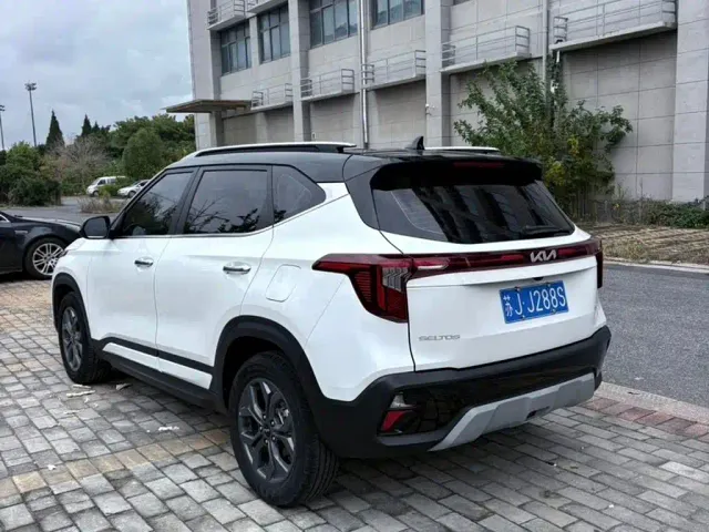 Kia Seltos — Фото автомобиля 5