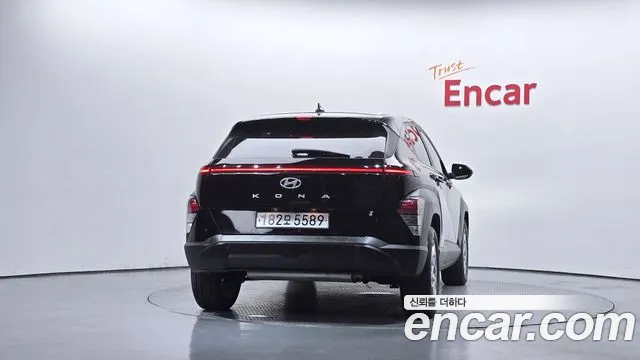 Hyundai Kona SX2 — Фото автомобиля 4