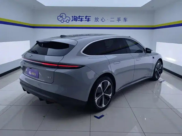 Nio ET5 Touring — Фото автомобиля 3