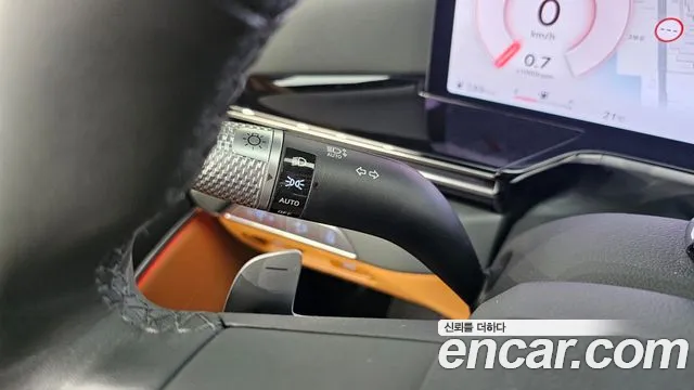 Genesis GV80 — Фото автомобиля 30