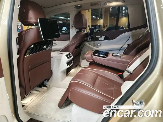 Mercedes-Benz GLS-Class — Фото автомобиля 3