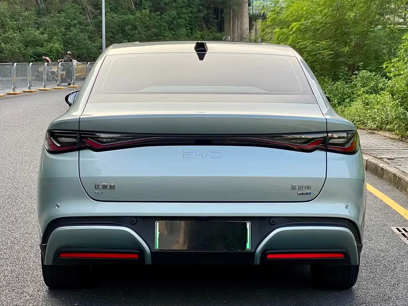 BYD Seal 06 New Energy 2025 Model EV 545KM Flagship — Фото автомобиля 6