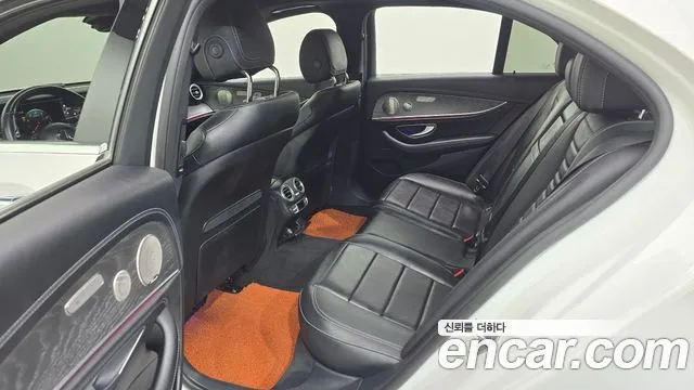 Mercedes-Benz E-Class W213 — Фото автомобиля 11