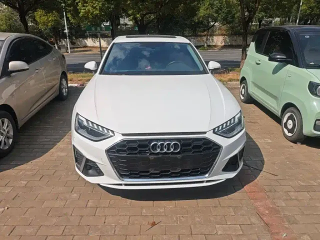 Audi A4L — Фото автомобиля 2