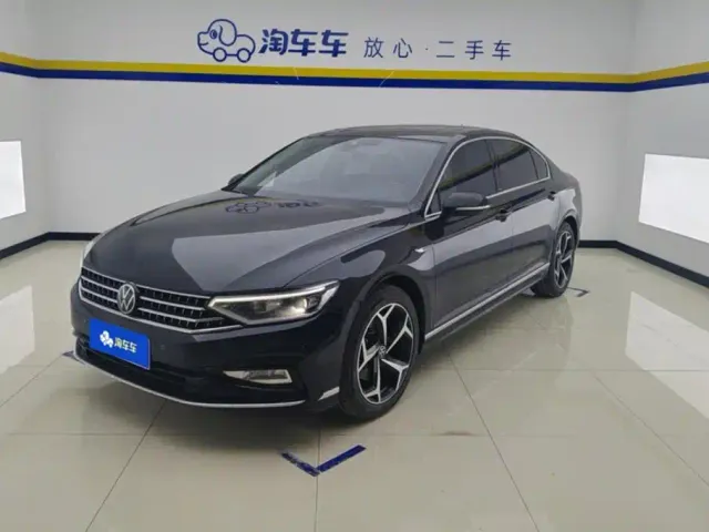 Фотография автомобиля — Volkswagen Magotan
