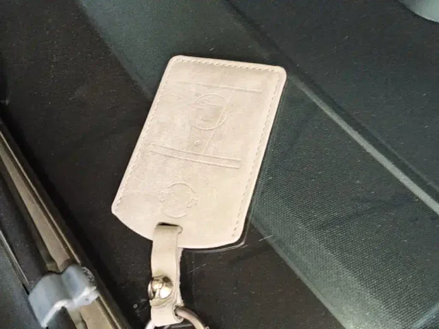 Tesla Model 3 — Фото автомобиля 8