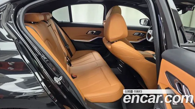 BMW 3-Series 3 серия (G20) 320i M Sport — Фото автомобиля 12