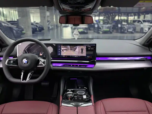 BMW 5 Series — Фото автомобиля 15