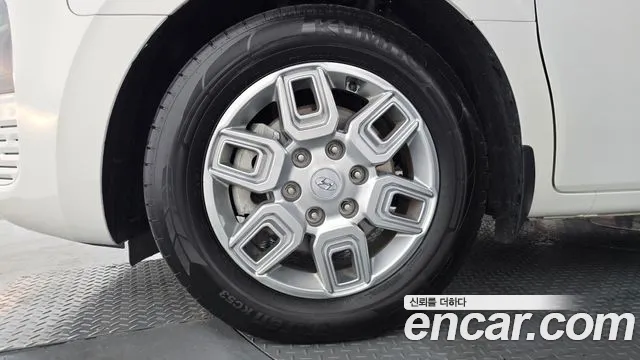 Hyundai Staria Staria Карго 5 мест — Фото автомобиля 5
