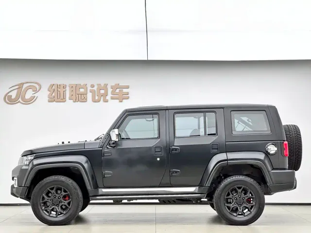 BAIC BJ40 — Фото автомобиля 12