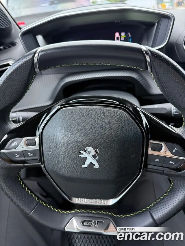 Peugeot 208 — Фото автомобиля 16