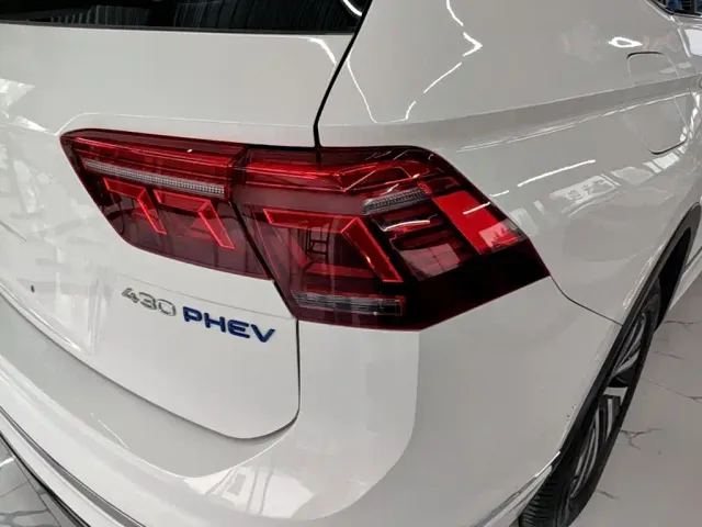 Volkswagen Tiguan L PHEV — Фото автомобиля 7