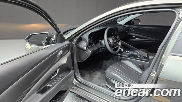 Hyundai AVANTE Avante (CN7) — Фото автомобиля 10