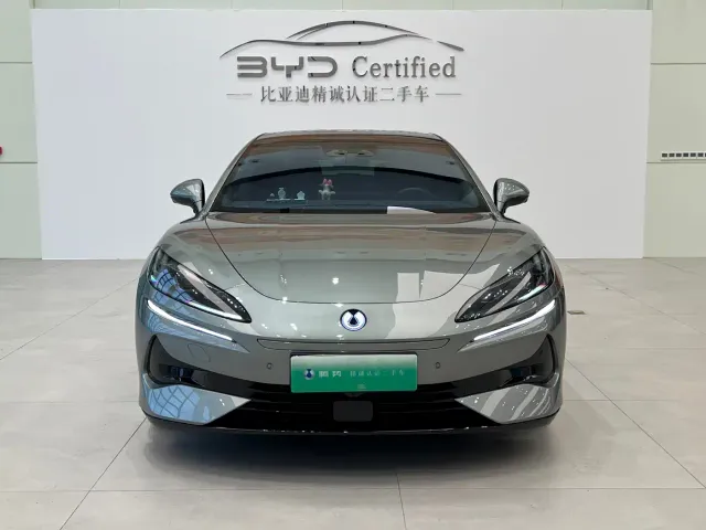 Denza Z9GT — Фото автомобиля 2