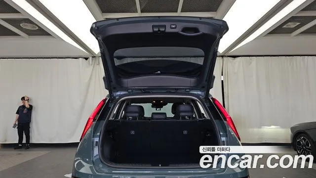 Kia Niro The All New — Фото автомобиля 26
