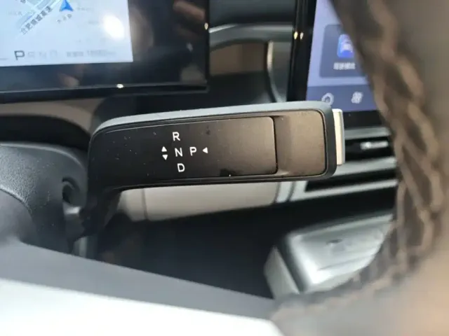 BYD FangChengBao Titanium 7 — Фото автомобиля 13