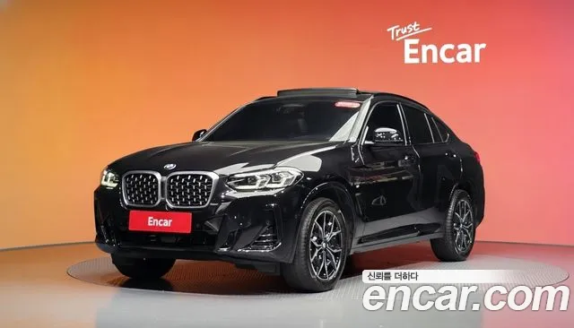 Фотография автомобиля — BMW X4 G02