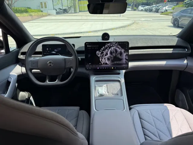Nio EC6 — Фото автомобиля 11
