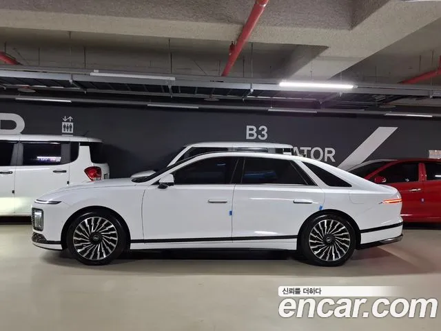Hyundai Grandeur GN7 — Фото автомобиля 5