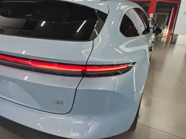 Nio ET5 Touring — Фото автомобиля 7
