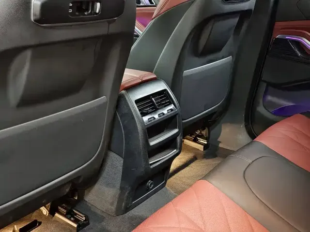 BMW X6 — Фото автомобиля 9