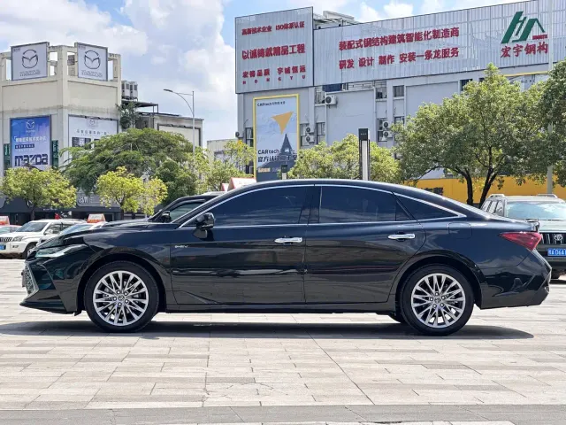 Toyota Avalon — Фото автомобиля 6