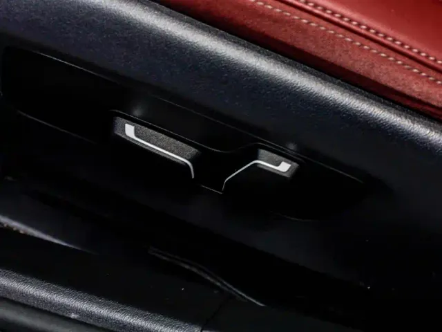 BMW 5 Series — Фото автомобиля 14