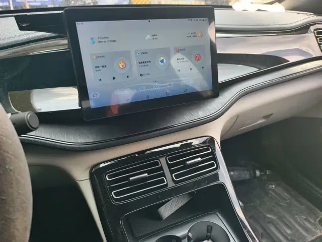 BYD Qin PLUS — Фото автомобиля 9