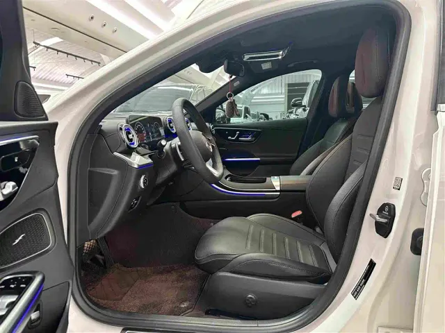 Mercedes-Benz C-Class — Фото автомобиля 7