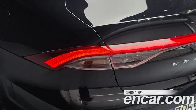 Hyundai Grandeur (New) Hybrid — Фото автомобиля 8