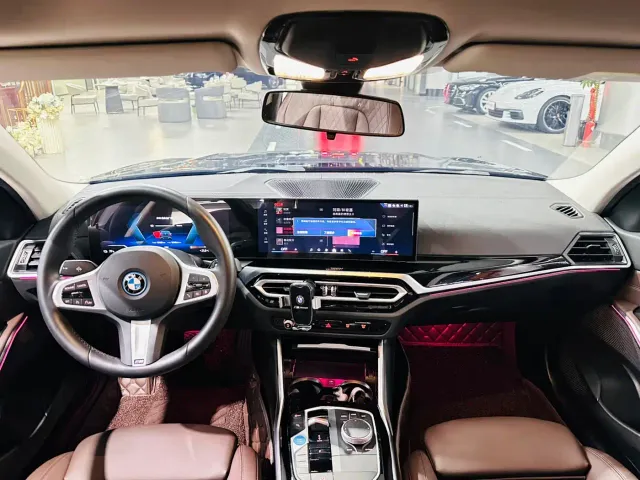 BMW i3 — Фото автомобиля 5