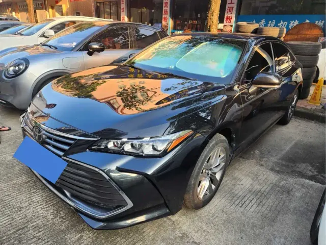 Фотография автомобиля — Toyota Avalon