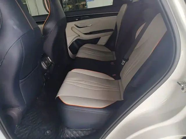 BYD Song PLUS — Фото автомобиля 16