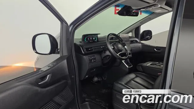 Hyundai Staria — Фото автомобиля 10