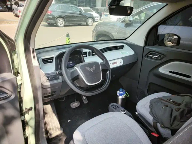 Wuling Hongguang Mini EV — Фото автомобиля 9