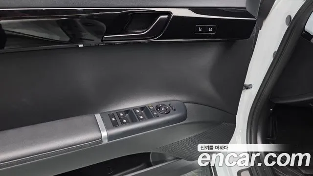 Hyundai Grandeur Grandeur (GN7) 3.5 LPG 2WD (Такси) — Фото автомобиля 15