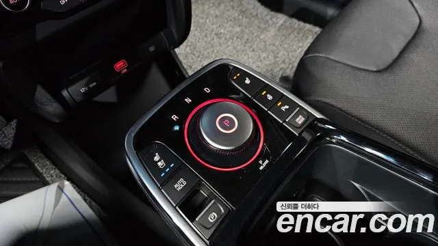 Kia Niro — Фото автомобиля 12