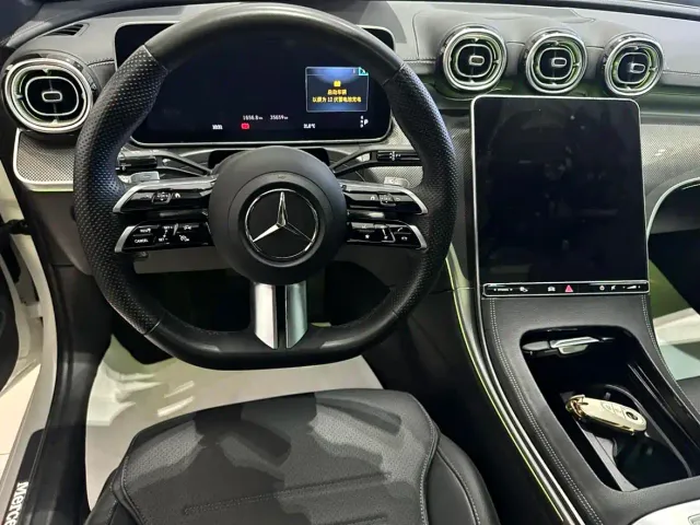Mercedes-Benz C-Class — Фото автомобиля 3