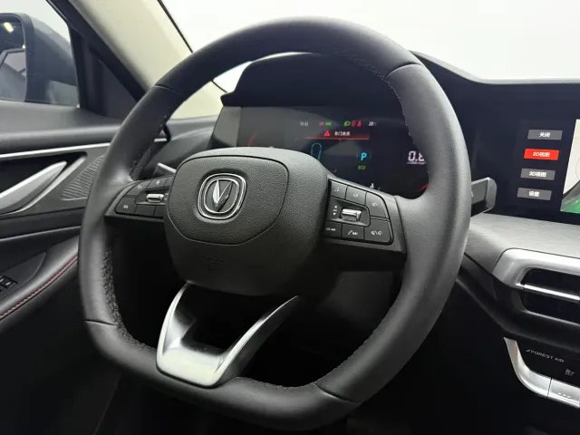 Changan CS35 Plus — Фото автомобиля 14