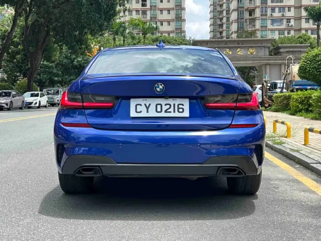BMW 3 Series — Фото автомобиля 10