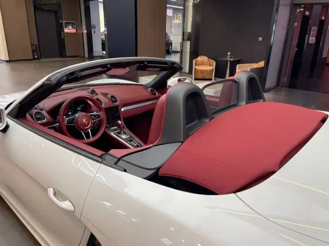 Porsche Porsche 718 2023 Boxster Style Edition 2.0T — Фото автомобиля 16