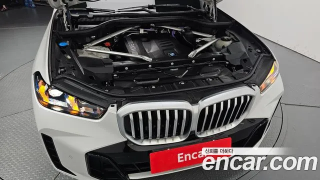 BMW X5 xDrive 40i M Sport — Фото автомобиля 2