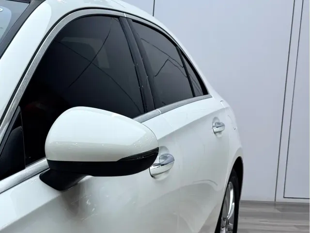 Mercedes-Benz A-Class — Фото автомобиля 24