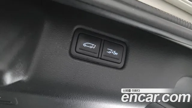 Hyundai Staria Staria L3.5 Инвалидная коляска Подъёмник/Slope — Фото автомобиля 20