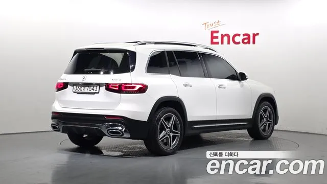 Mercedes-Benz GLB-Class — Фото автомобиля 2