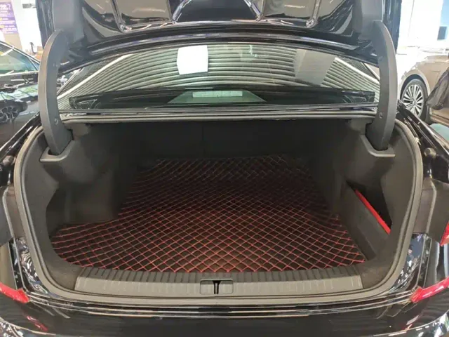 Volkswagen Passat — Фото автомобиля 18