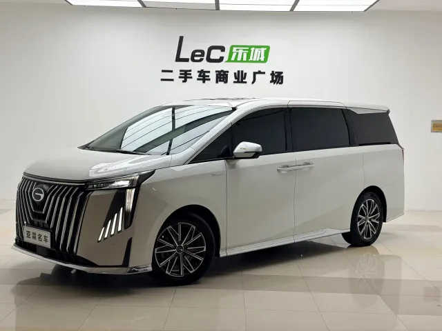 Фотография автомобиля — GAC Trumpchi M8