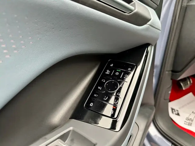 Audi Q6L e-tron — Фото автомобиля 21